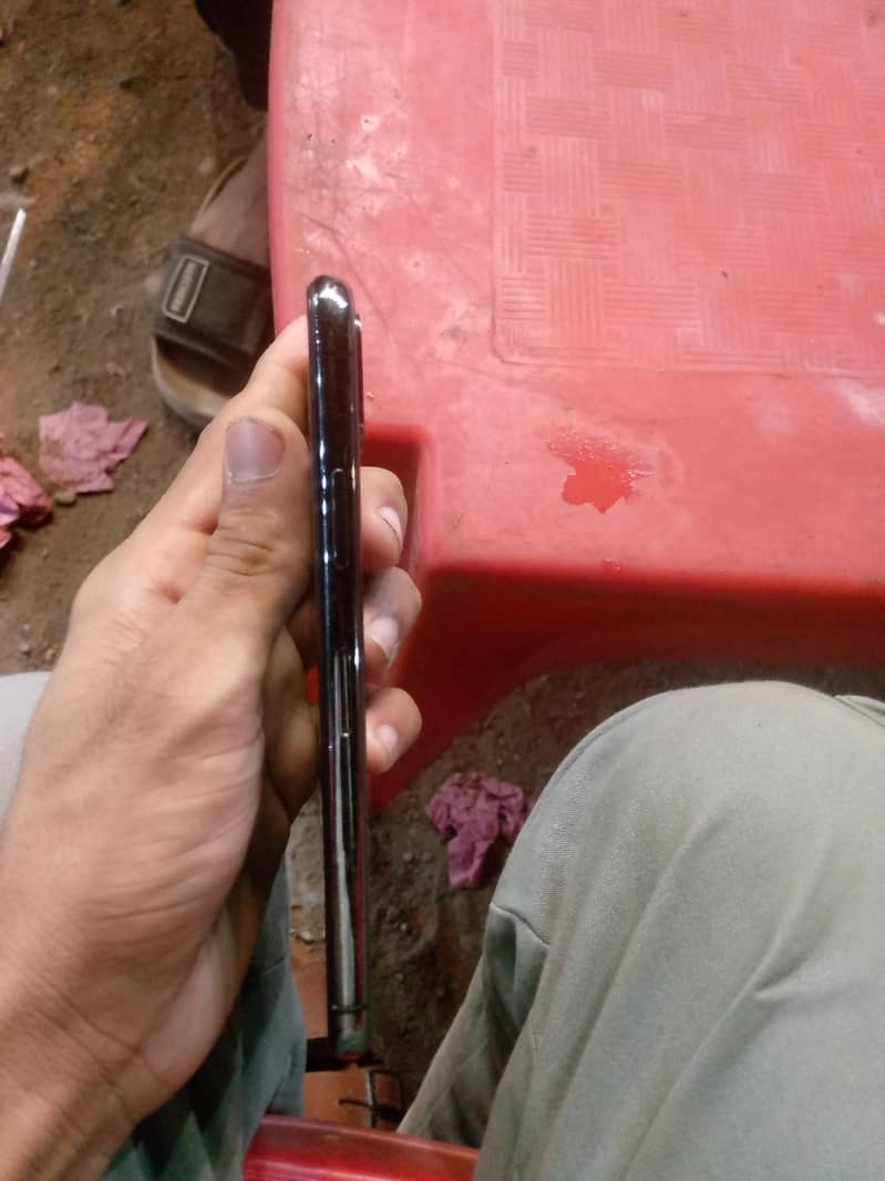 Apple iPhone X 1