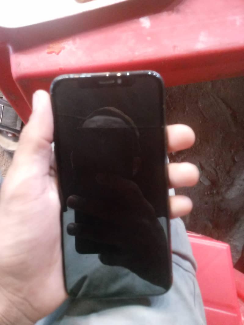 Apple iPhone X 5