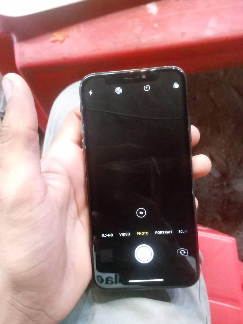 Apple iPhone X 6