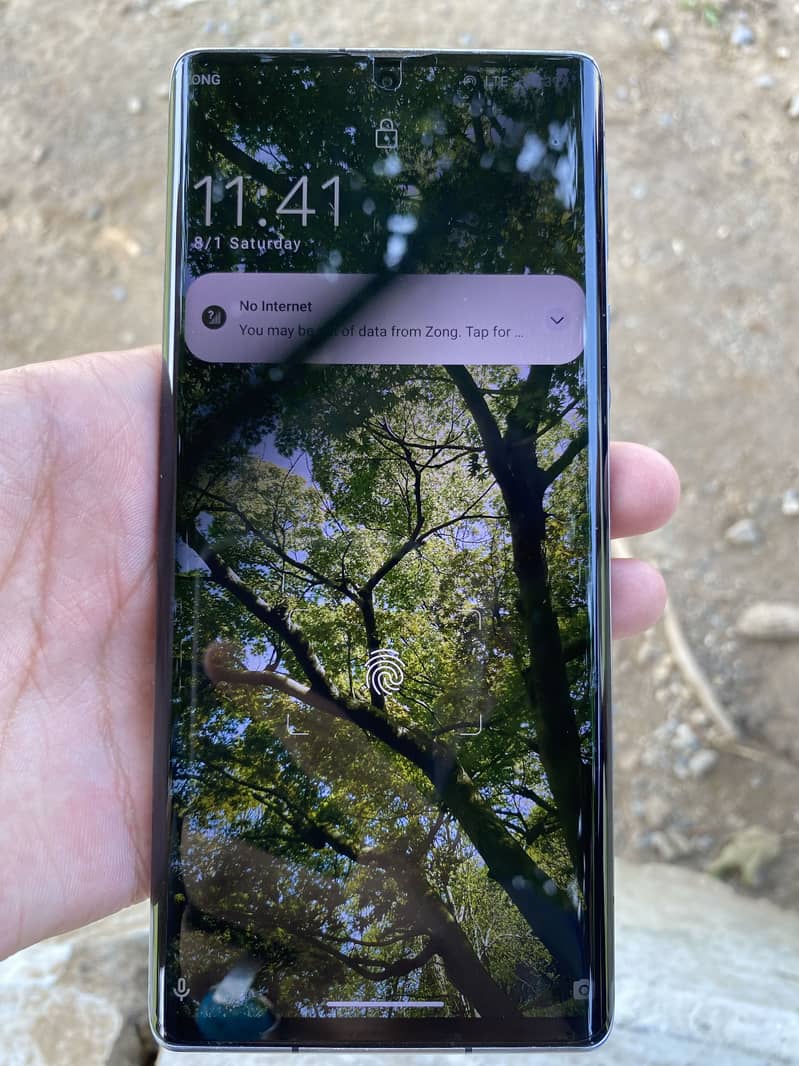 Sharp Aquos Crystal 4