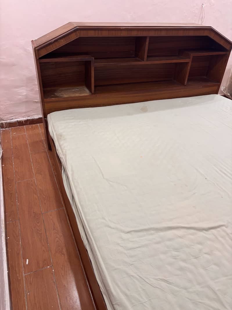 Used double bed 1