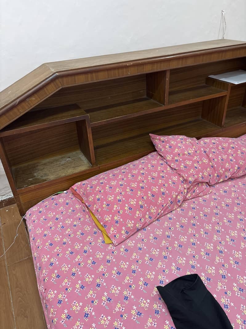Used double bed 5