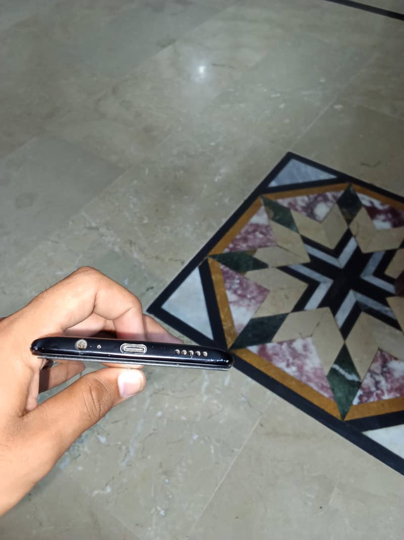 One Plus 6 4