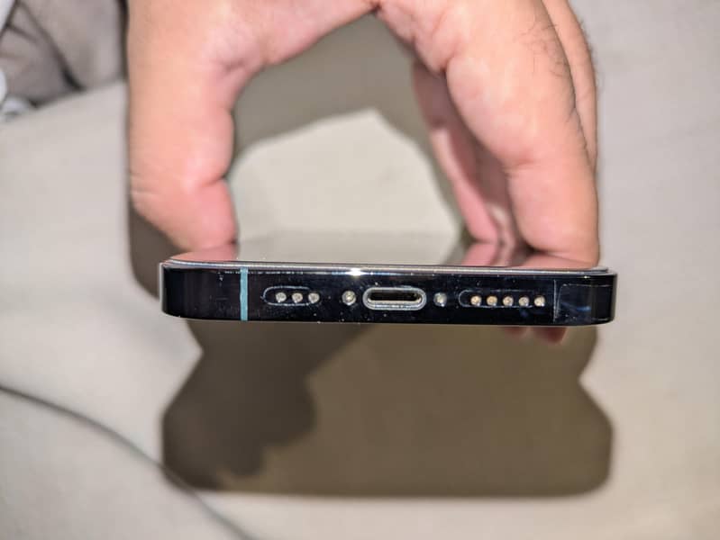 Apple iPhone 13 Pro 1