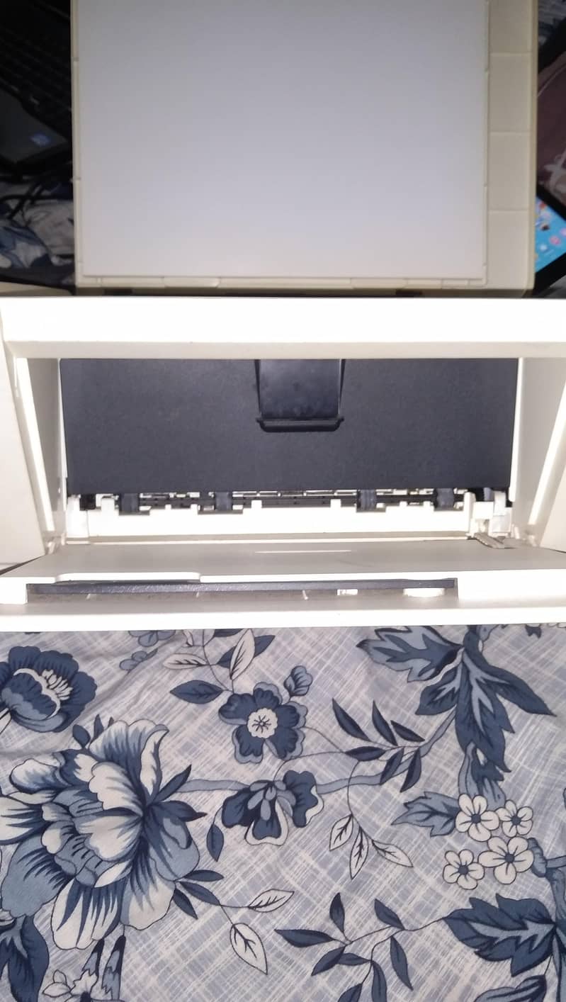 HP Diskjet 1510  Printer Copy Scanner 3