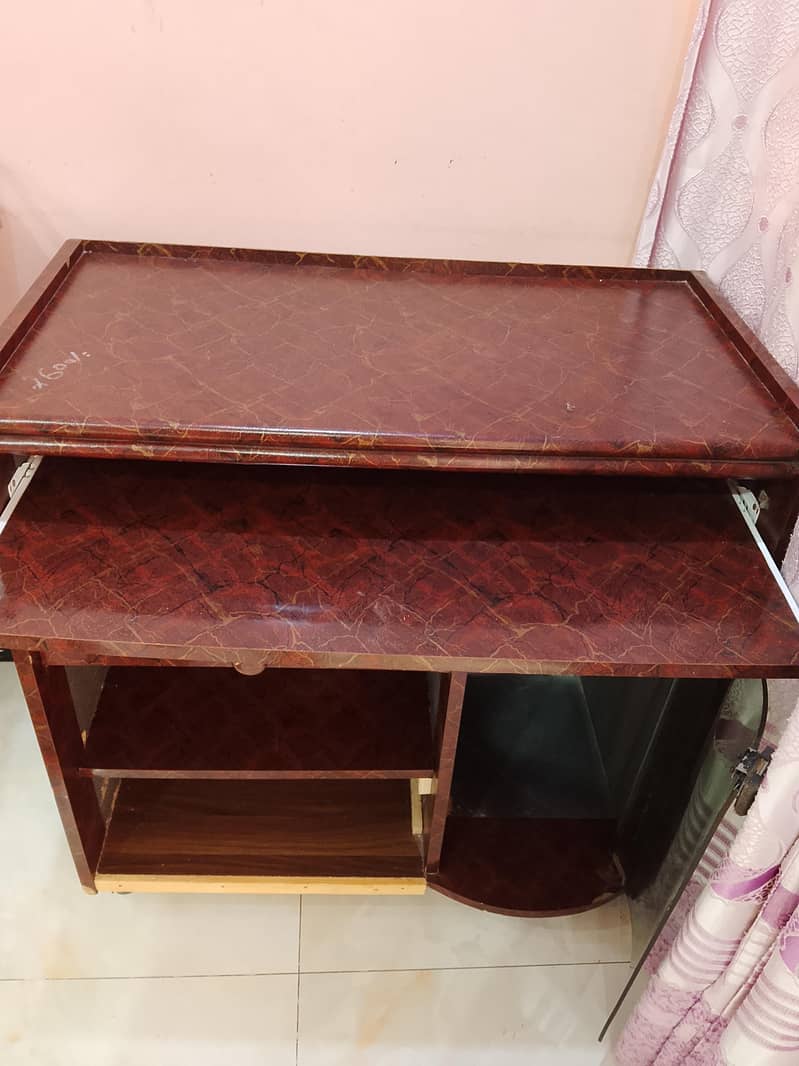 Computer trolly 2