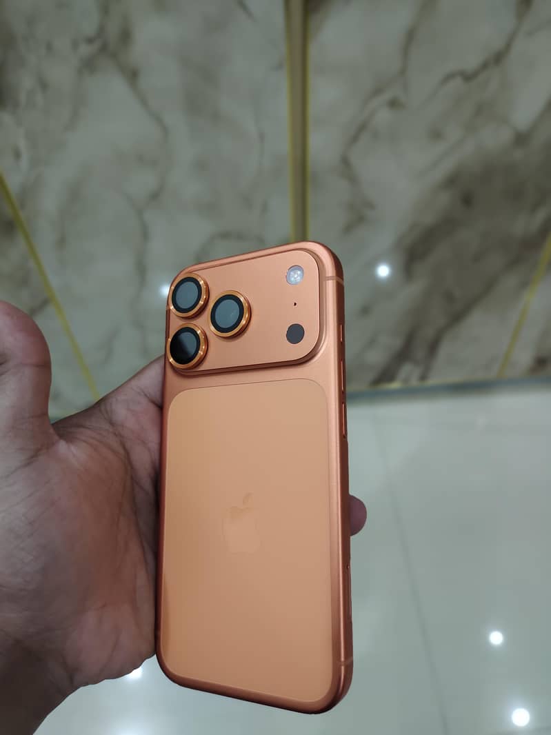Apple iPhone 17 Pro 1
