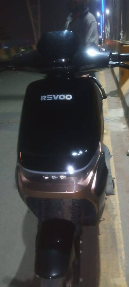 revoo A11 0