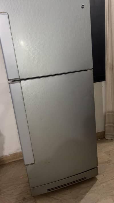 selling used fridge