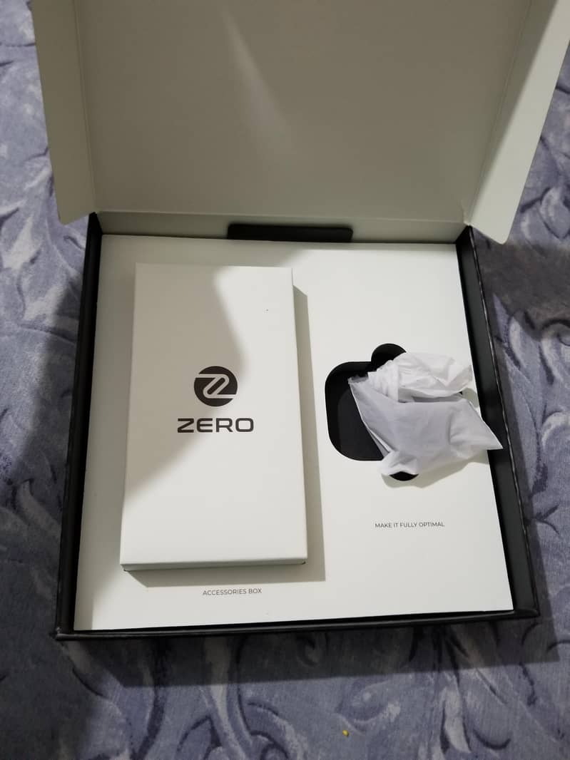 Aura Zero buds. . 6