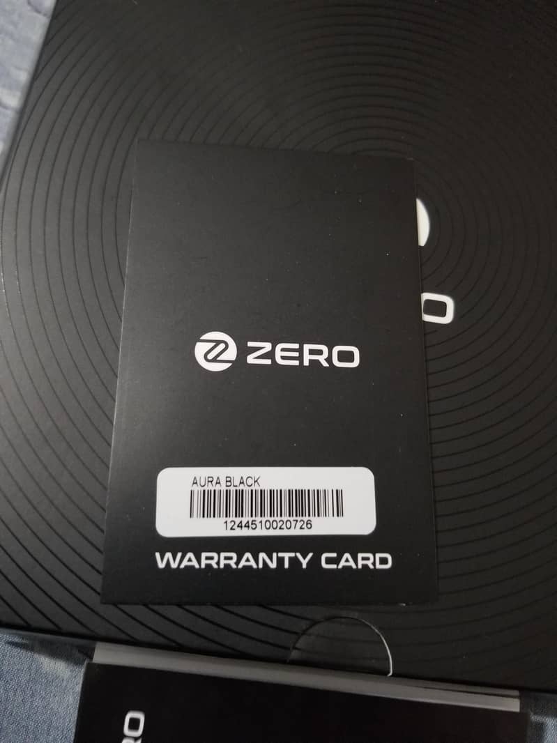 Aura Zero buds. . 11