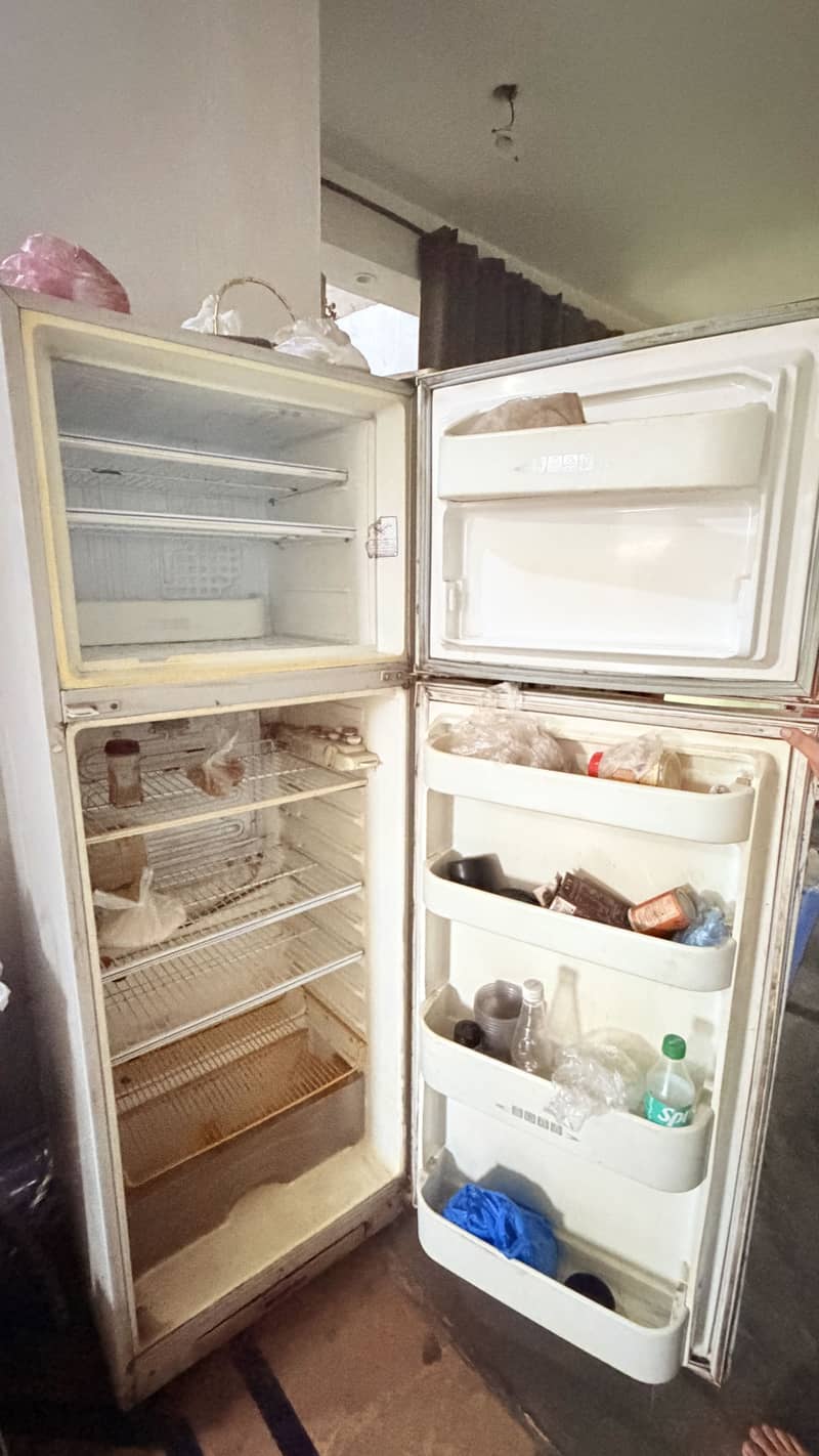 Fridge 4