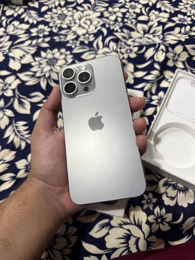 Apple iPhone 15 Pro Max HK dual physical