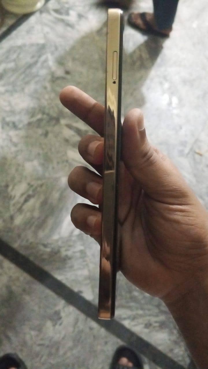 Infinix Note 30 4
