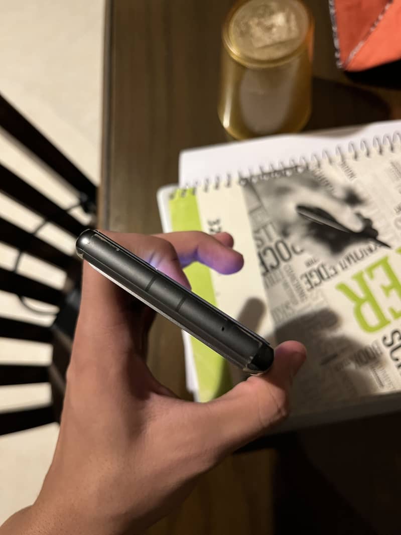 Google Pixel 7a 1