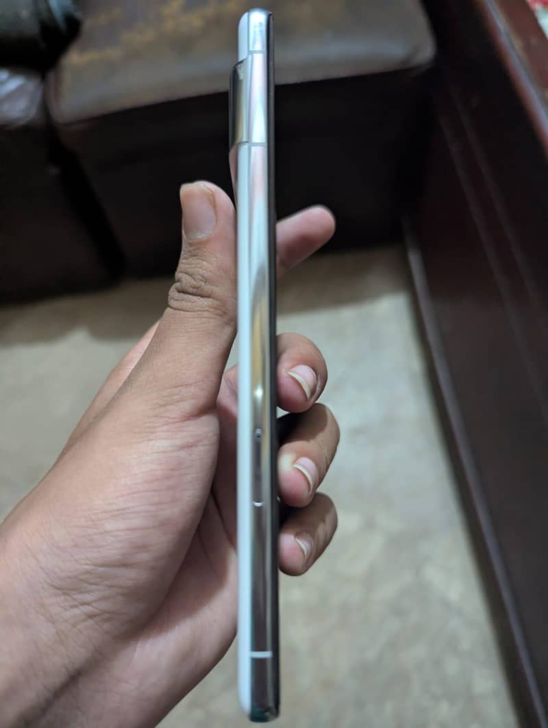 Google Pixel 7 Pro 4