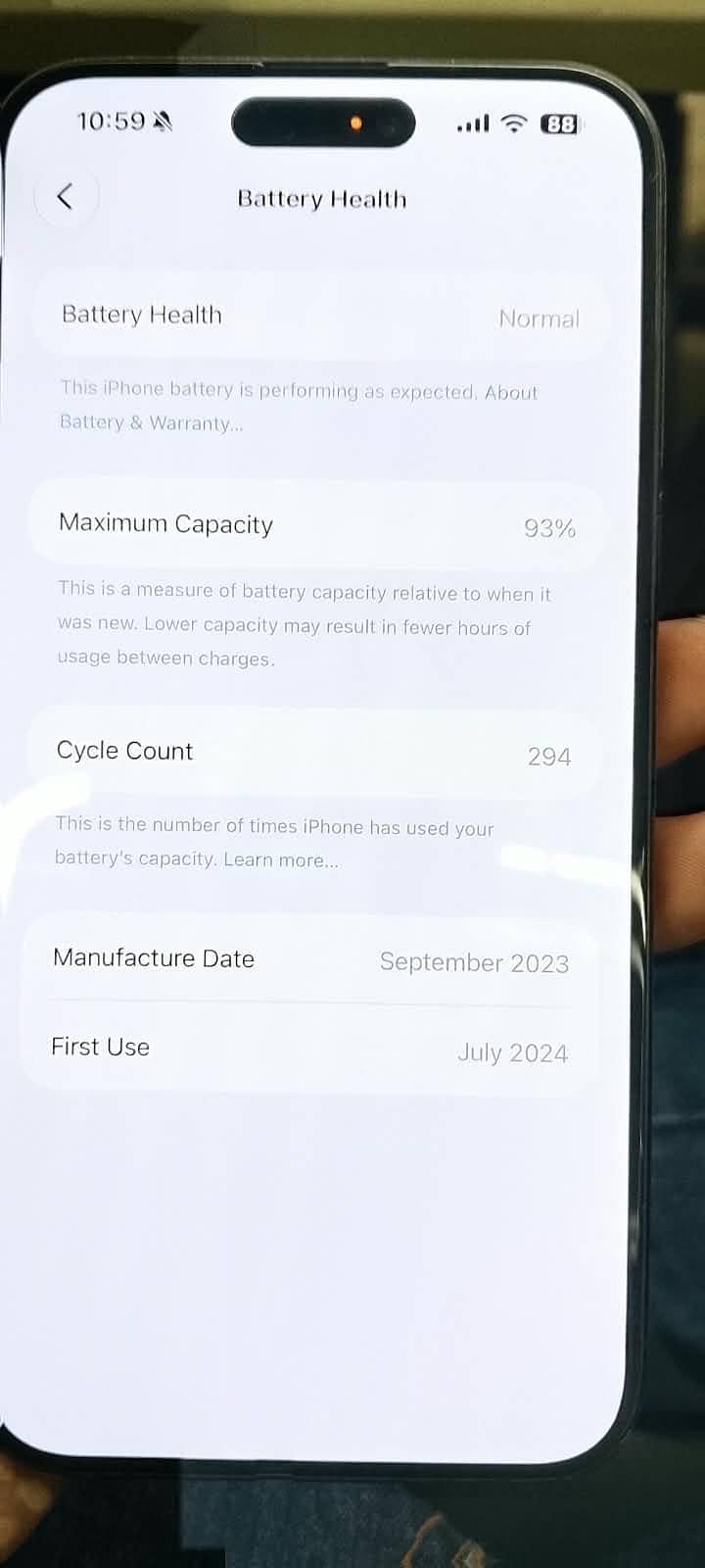 Apple iPhone 15 Pro Max 3