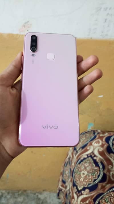 Vivo Y17