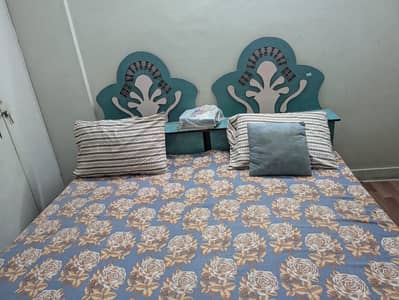 Only beds(2)