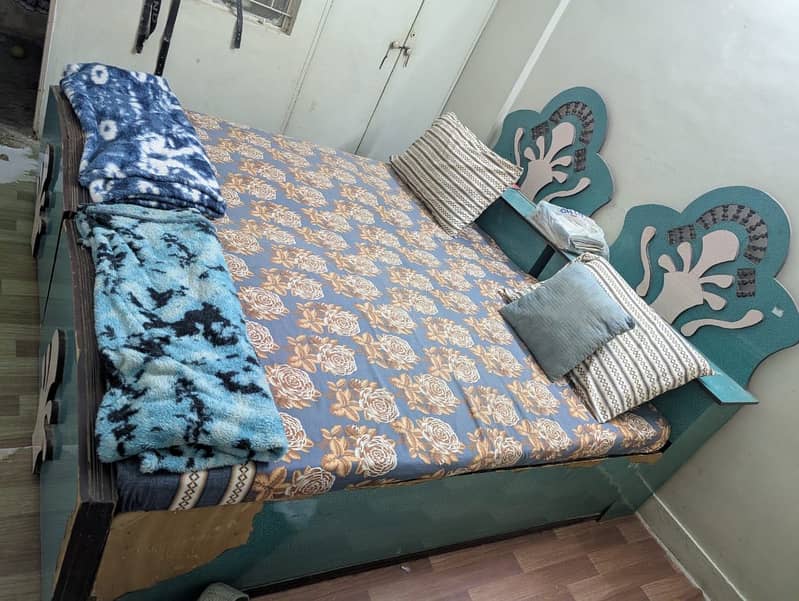 Only beds(2) 1