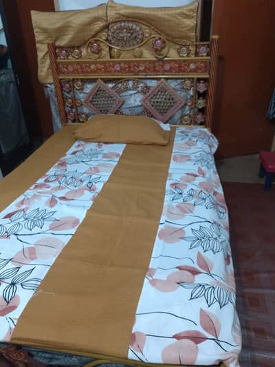 Single Iron bed with mattress