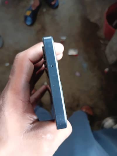 Samsung Mobile A06