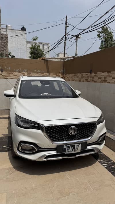 MG HS 2021