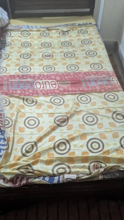 urgent sell with matress in good condition