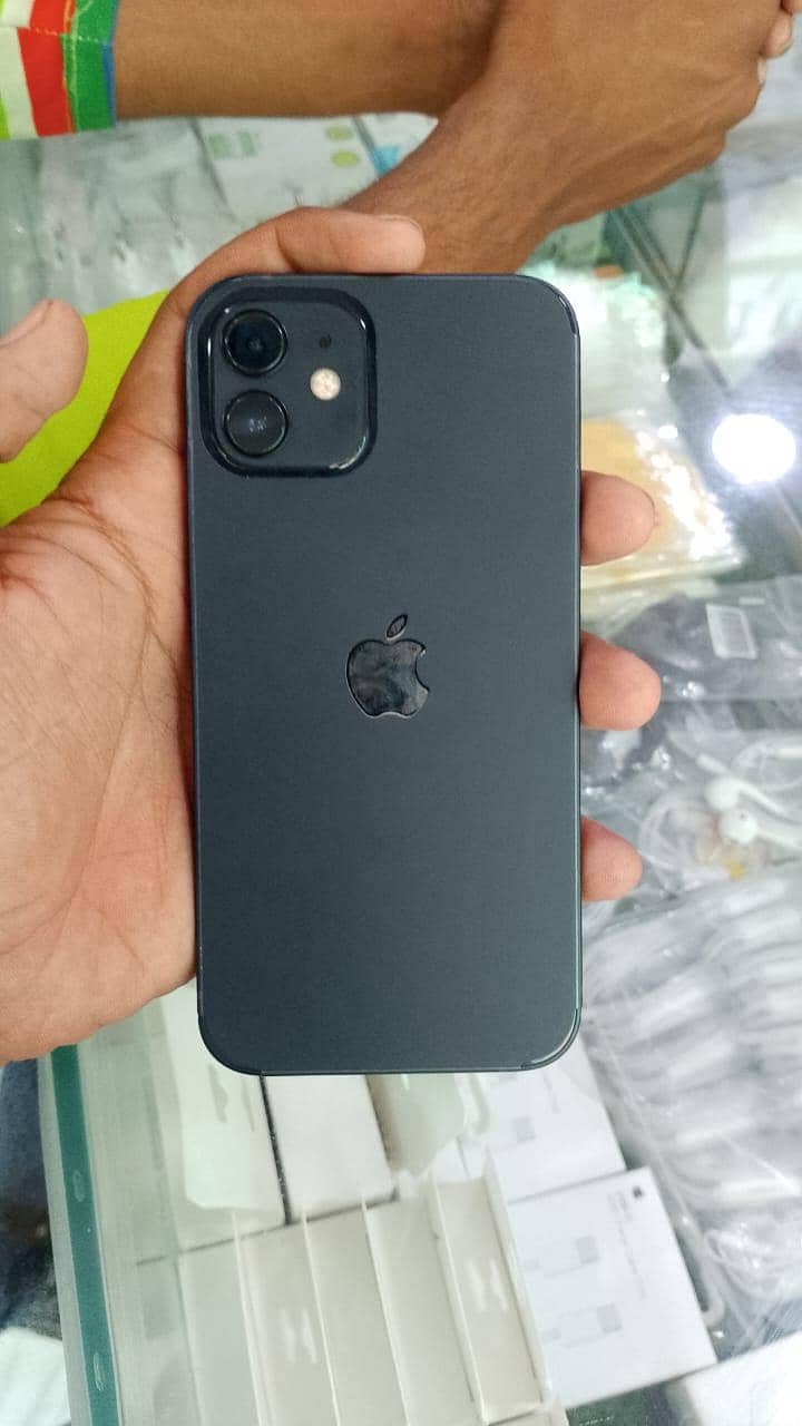 Apple iPhone 12 0