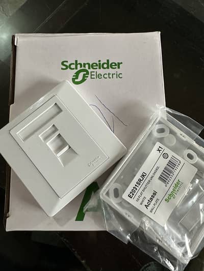Schneider Electric Actassi Series Model: E2031SRJKI