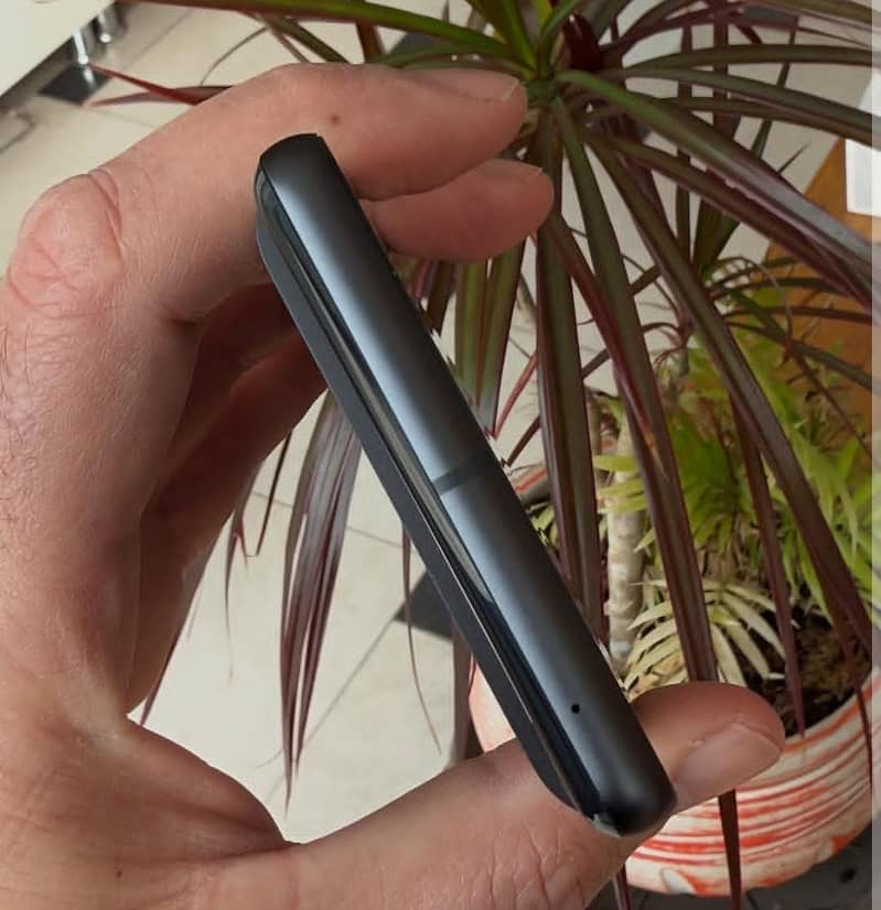 Google Pixel 7 4