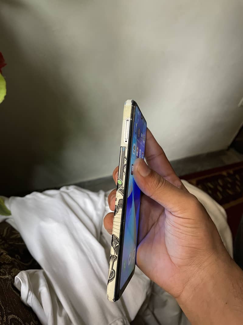 Tecno Spark 10C 3