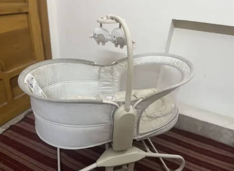 Multifunctional bassinet 2