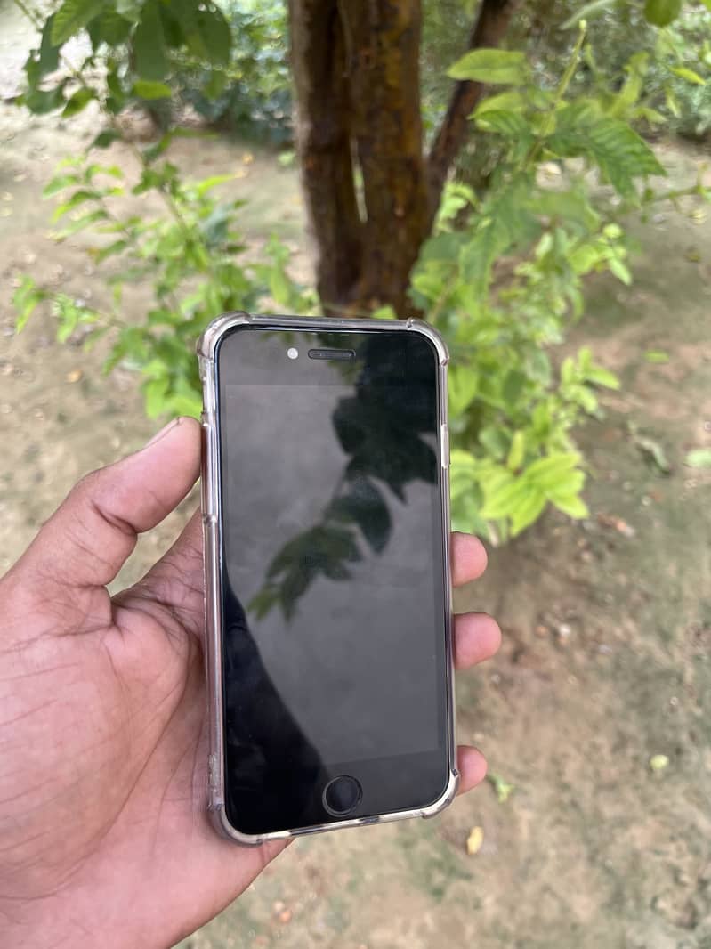 Apple iPhone 6 1