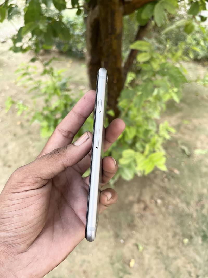Apple iPhone 6 2