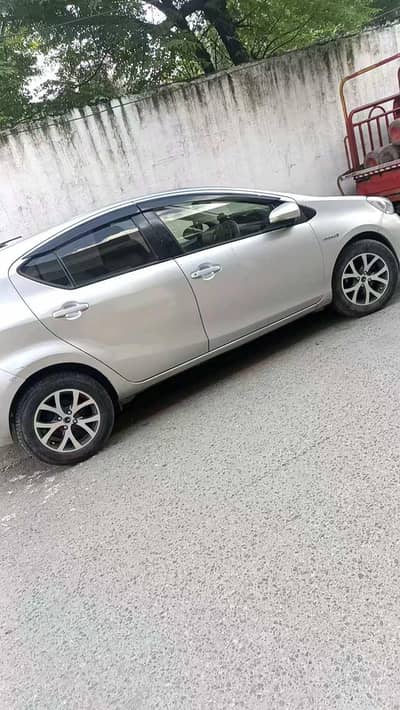Toyota Aqua 2014