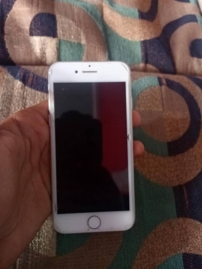 Apple iPhone 7 1
