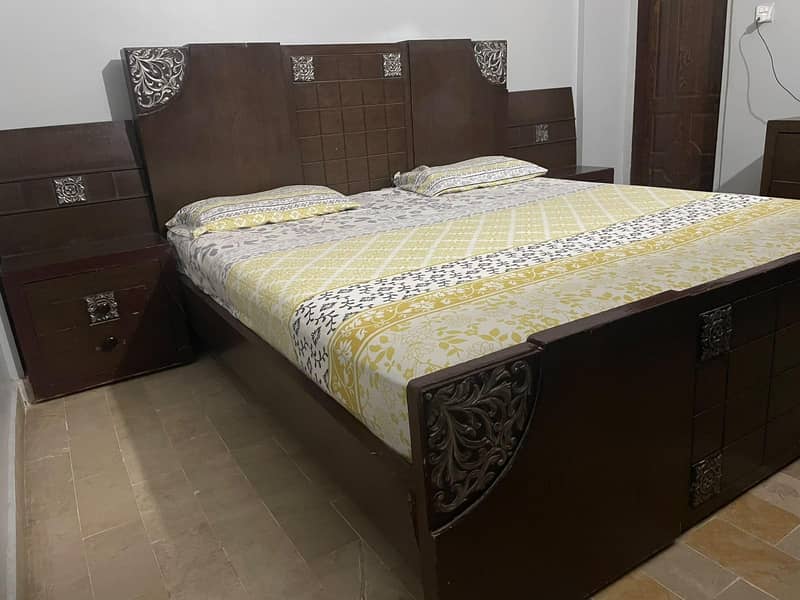 king size Bed Set 1