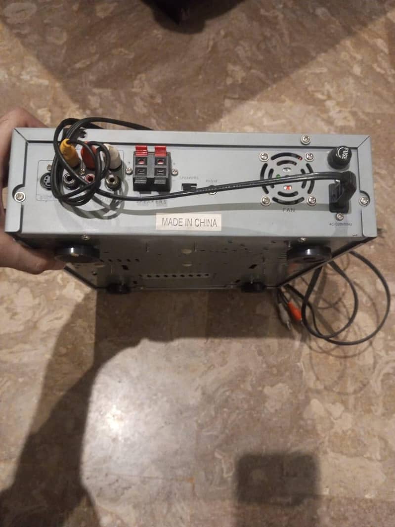 CD player 2