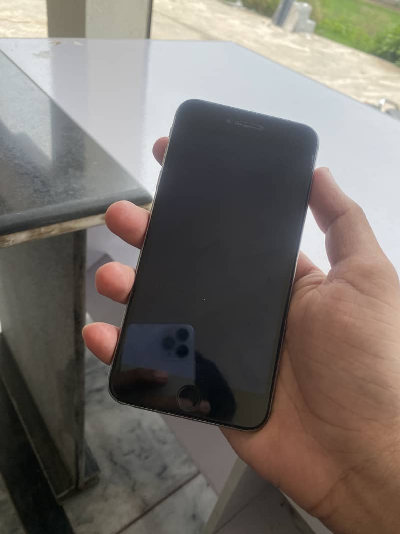 Apple iPhone 6S Plus 1