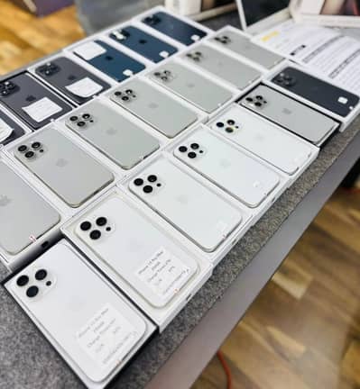 i Phone 8plus, 11,12,13,14,15 pro max on instalment Whatsap 3224144692