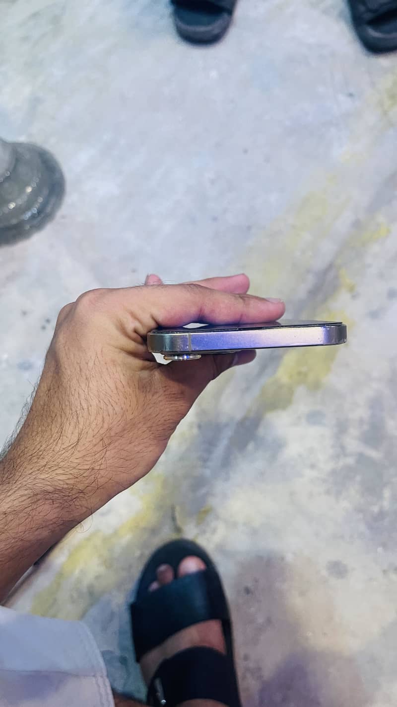 iphone 12 pro max 3