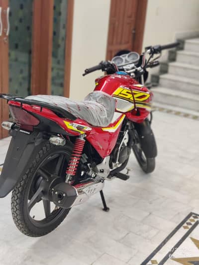 Honda CB 150F