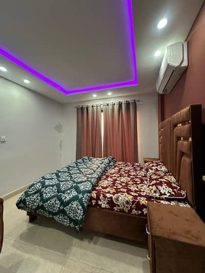 1 bed luxury apartments for rent on daily basis in bahria town lahore