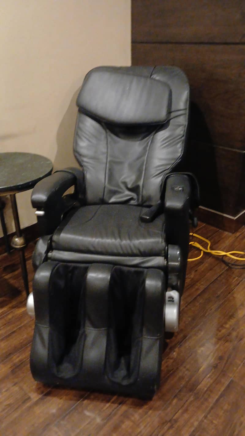 message chair 2