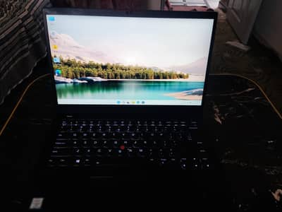 Lenovo X1 Carbon