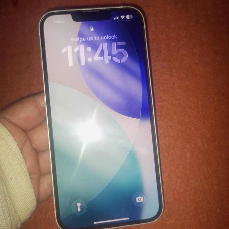 Apple iPhone 13 3