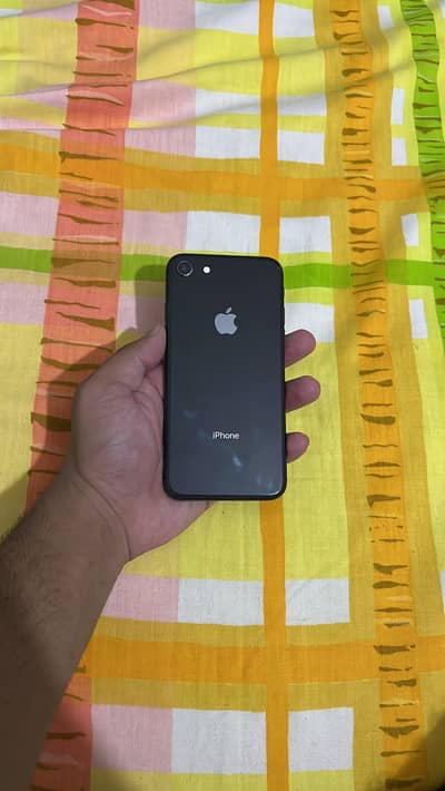 Apple iPhone 8