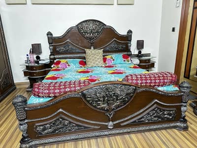 Wooden Bed | King Size | Same as Brand New | Used