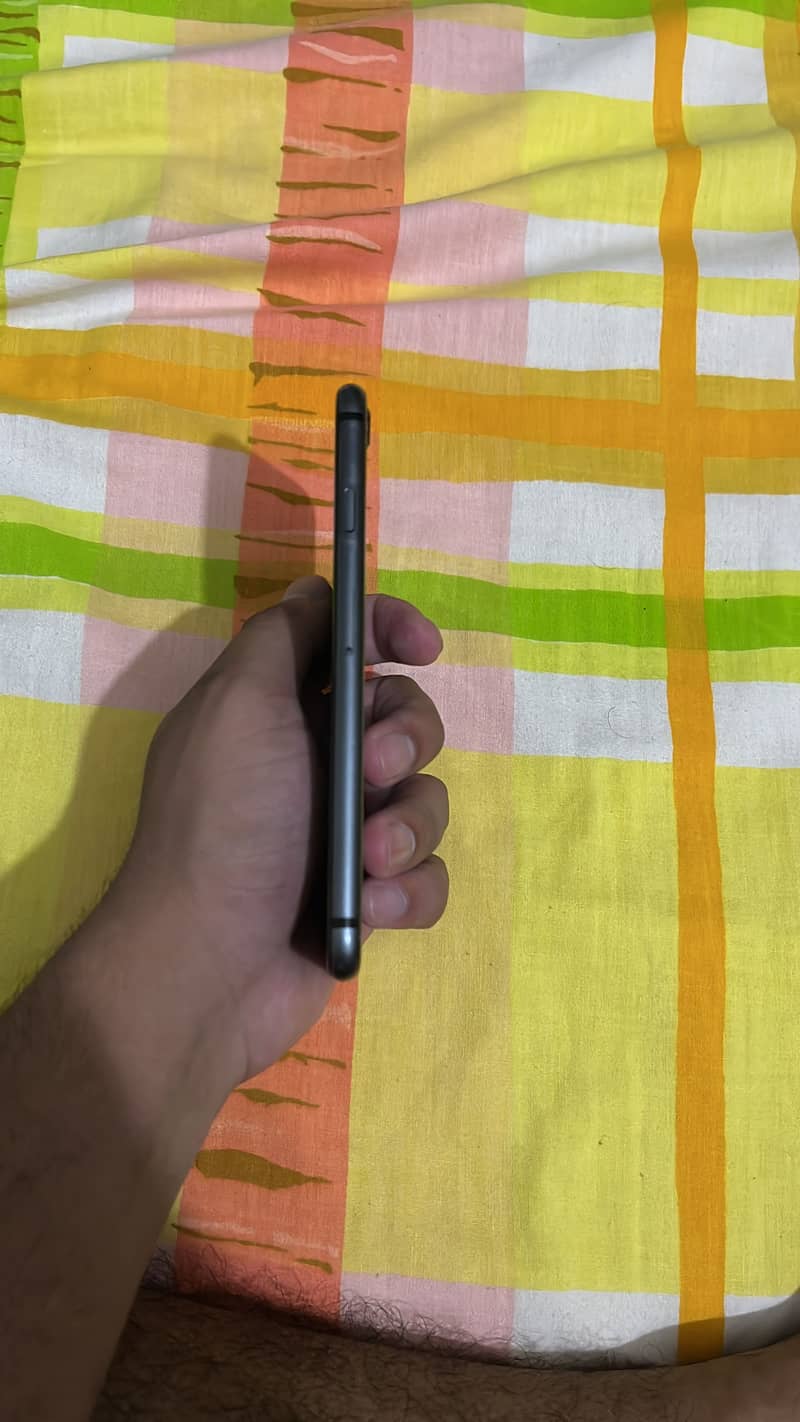 Apple iPhone 8 2